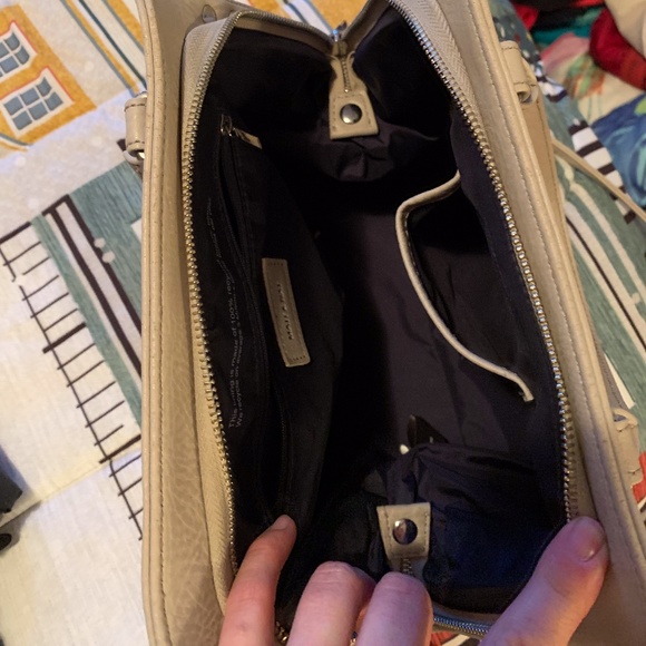 Matt & Nat SHEENAN Vegan Leather Doctor Bag / Purse/ Handbag Beige - Picture 3 of 8